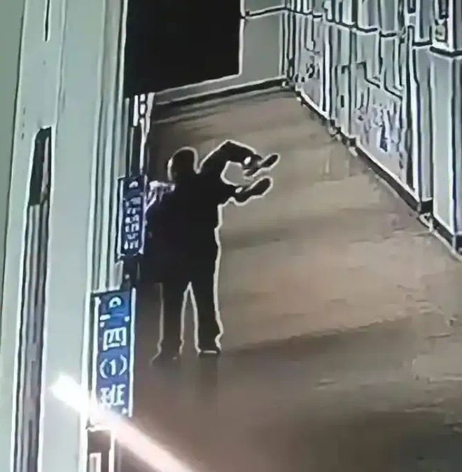 事件后续：父母把事做绝熊孩子付出代价mg不朽情缘报应不爽！瑞安呲水老师(图6)