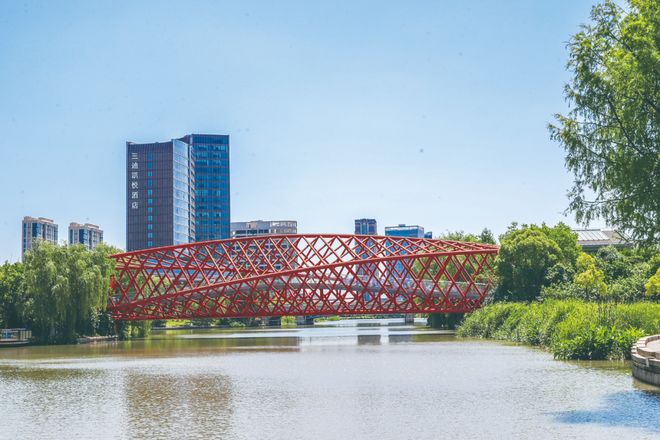 处网站-西派云间楼盘评测-上海房天下不朽情缘平台中国铁建·西派云间售楼(图4) 处网站-西派云间楼盘评测-上海房天下不朽情缘平台中国铁建·西派云间售楼(图4)